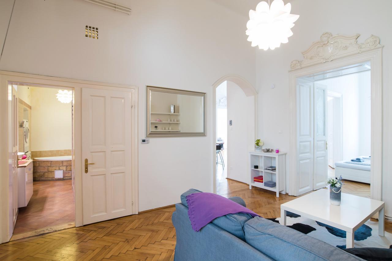 Broadway Apartment Budapest Exterior foto