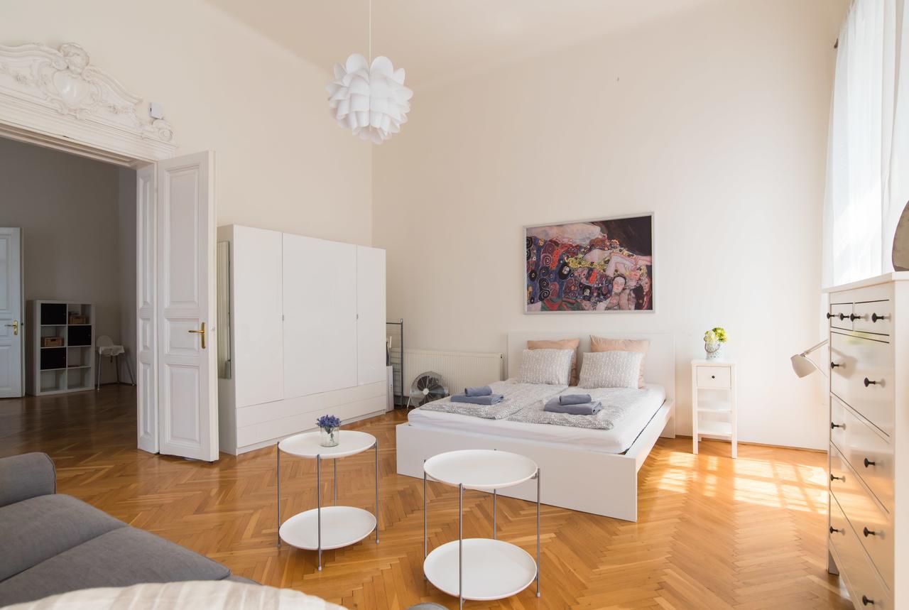 Broadway Apartment Budapest Exterior foto